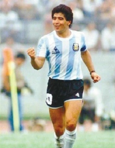 鐢熷懡鍦ㄤ簬杩愬姩椹媺澶氱撼,椹媺澶氱撼鐢熷懡瀹氭牸