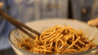 看哭了！疫情结束最想干嘛？69个武汉人这样回答