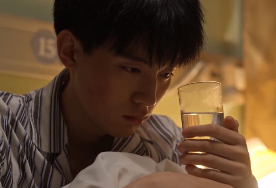 《乔家的儿女》乔七七杨玲子结婚，两人还年轻，以后的感情会怎样