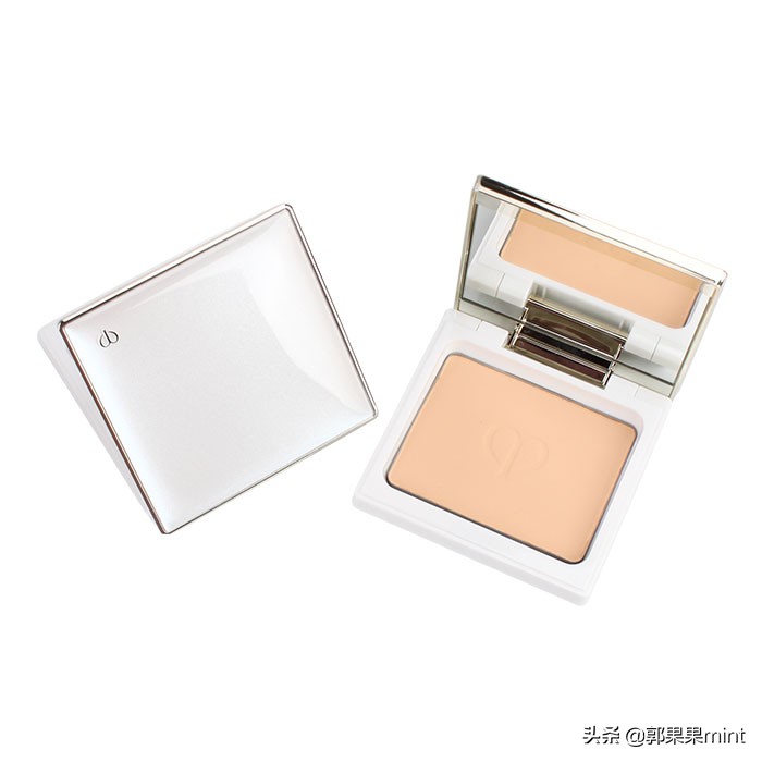 夏天适合裸妆的控油粉饼,夏季美白粉饼控油不脱妆