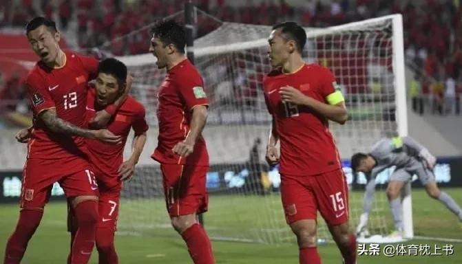 赛后李铁发言引争议,赛后发布会李铁说的话