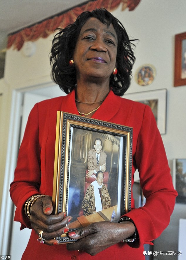 奥巴马亲弟弟在中国娶妻生子,奥巴马他兄弟定居在中国吗