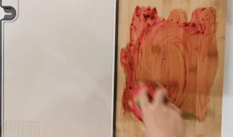 用了2000年的木菜板，被一块多功能菜板改变，不会发霉更抗菌