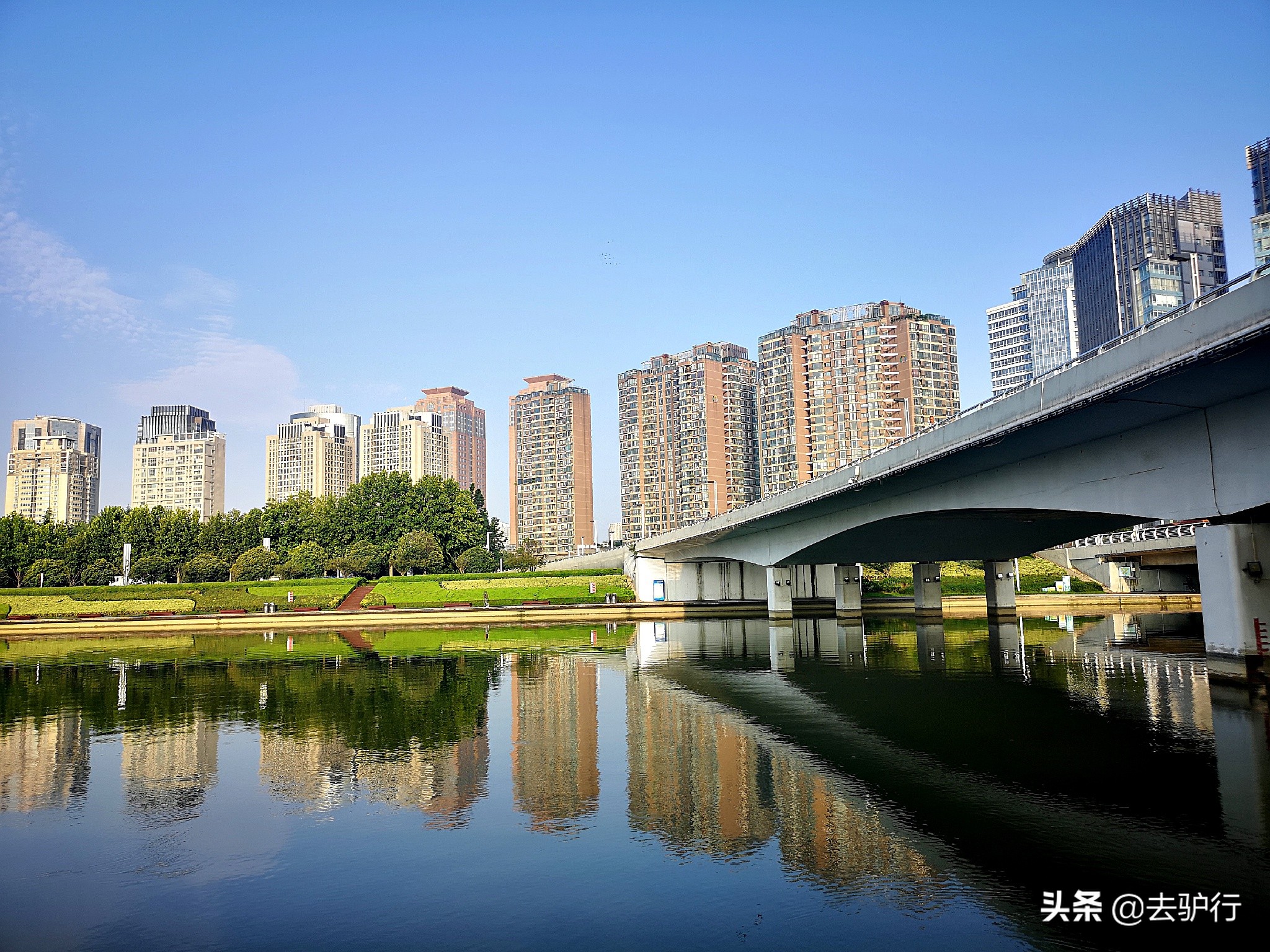 gdp破万亿的省会城市有多少,gdp破万亿的城市2017