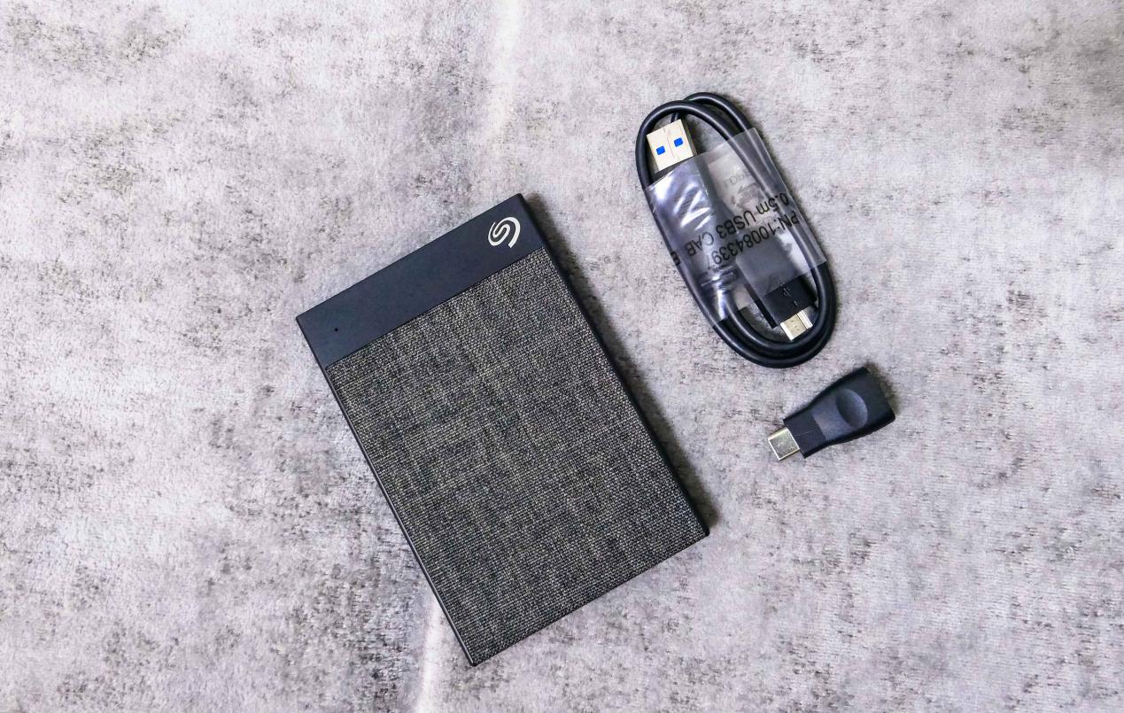 希捷锦系列2tb移动硬盘,希捷简系列移动硬盘评测