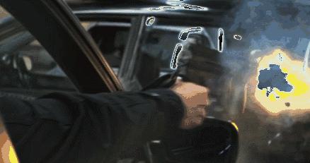 他是香港“烂片”拍得最好的导演，实力不输王晶，典型的给钱就拍