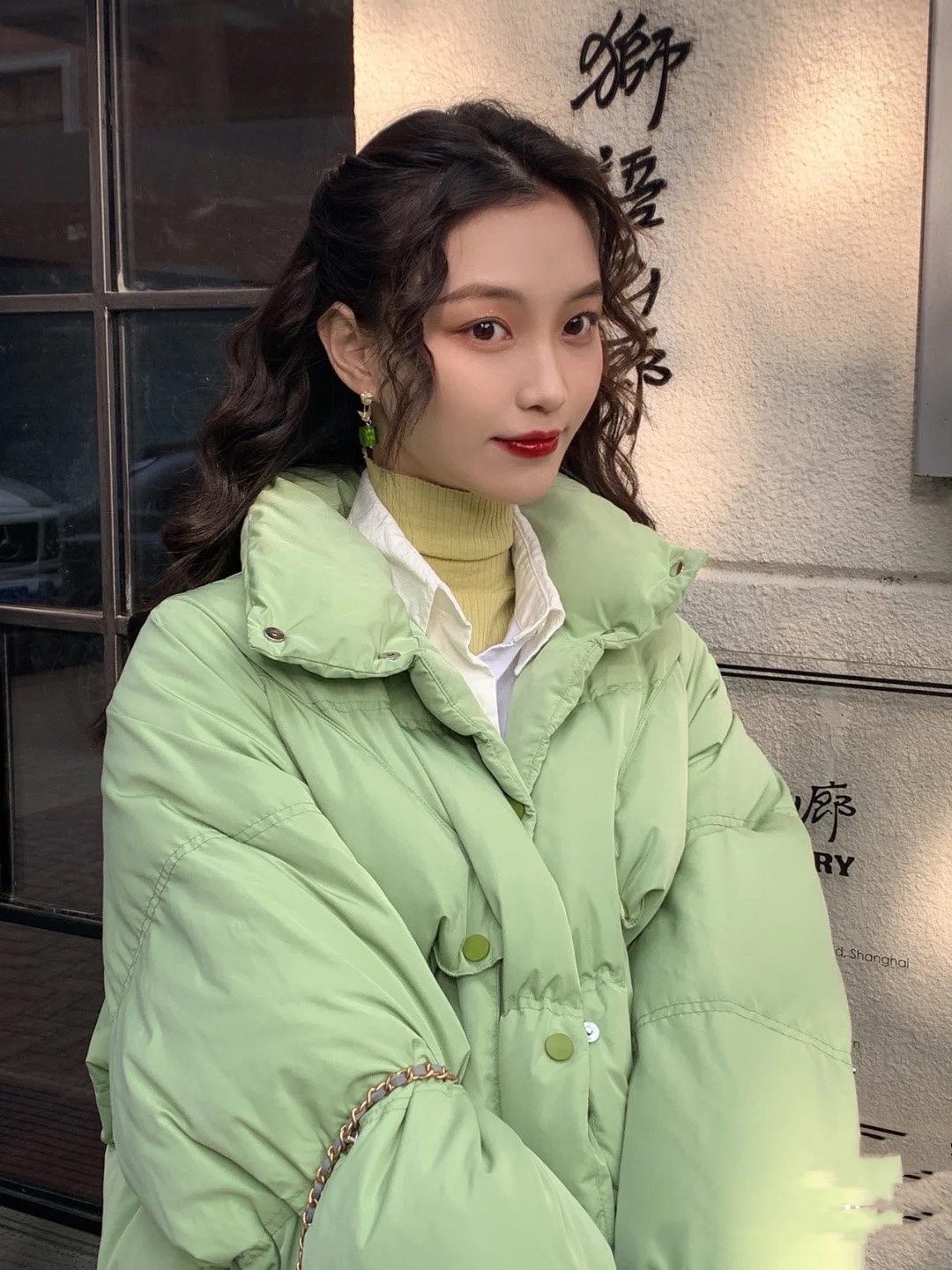 羽绒服静电吸灰怎么消除小妙招,羽绒服洗完有灰尘怎么处理