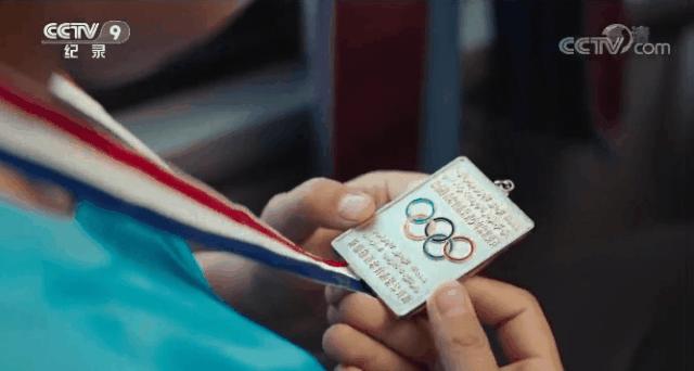 登上央视!超燃!*疆新**少女的足球梦被拍成纪录片