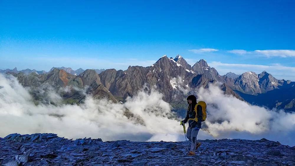 人生必走的经典户外线路,中国最虐的徒步线