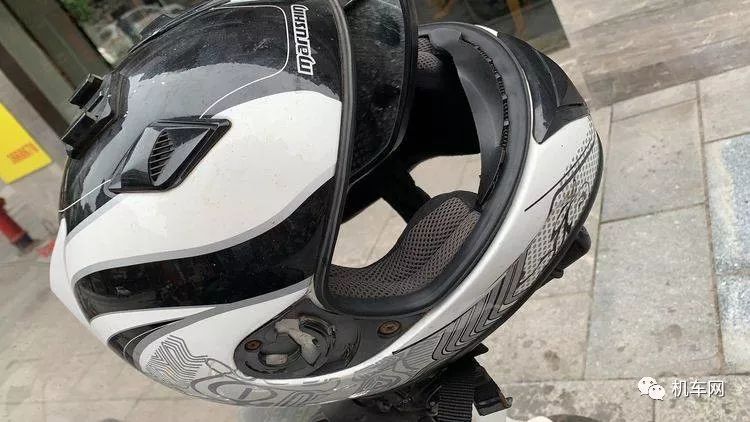 妹子，你骑190的男朋友已经在路上啦