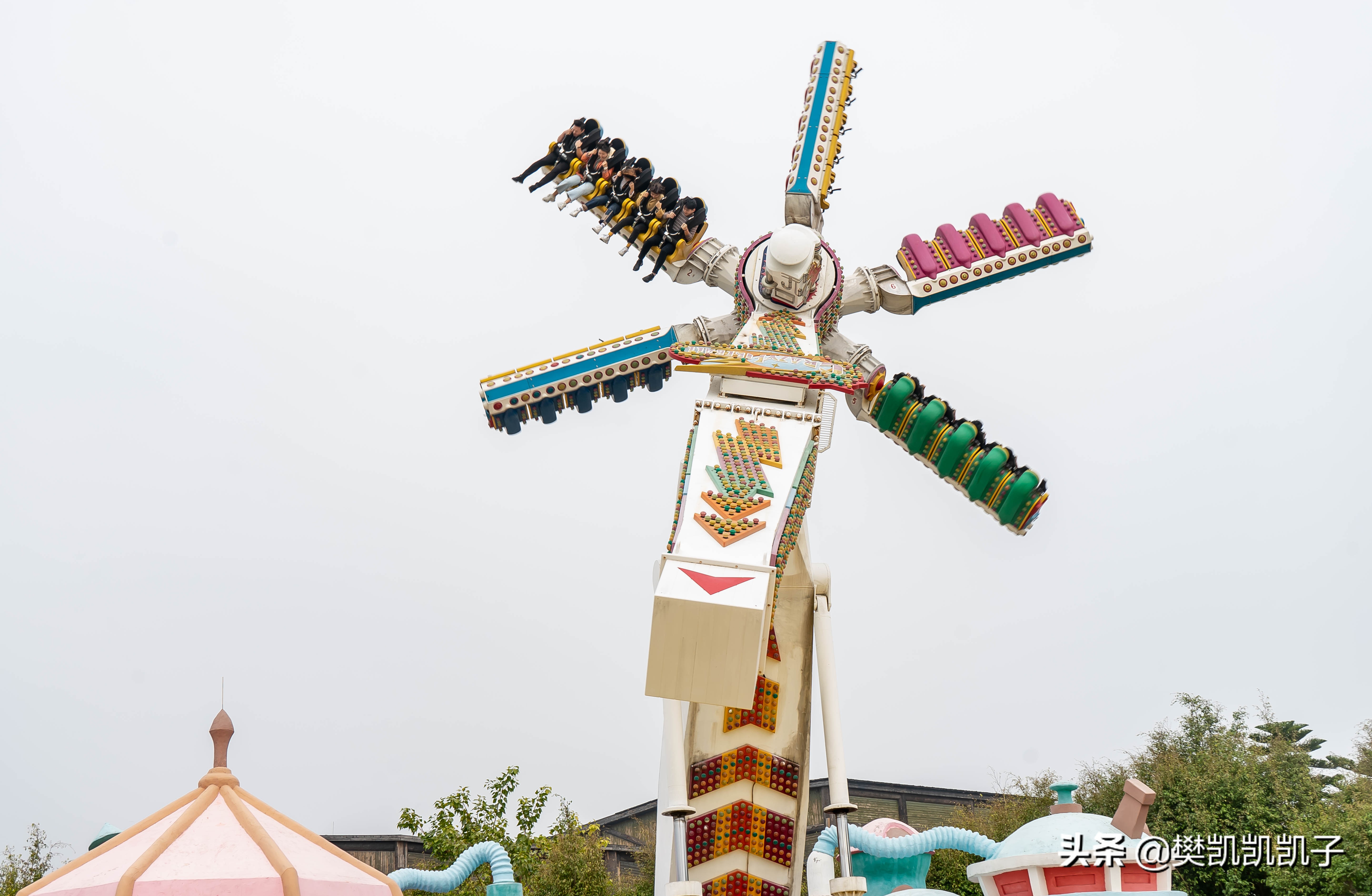 厦门方特冰雪节巡游几点,厦门方特圣诞节有飘雪吗