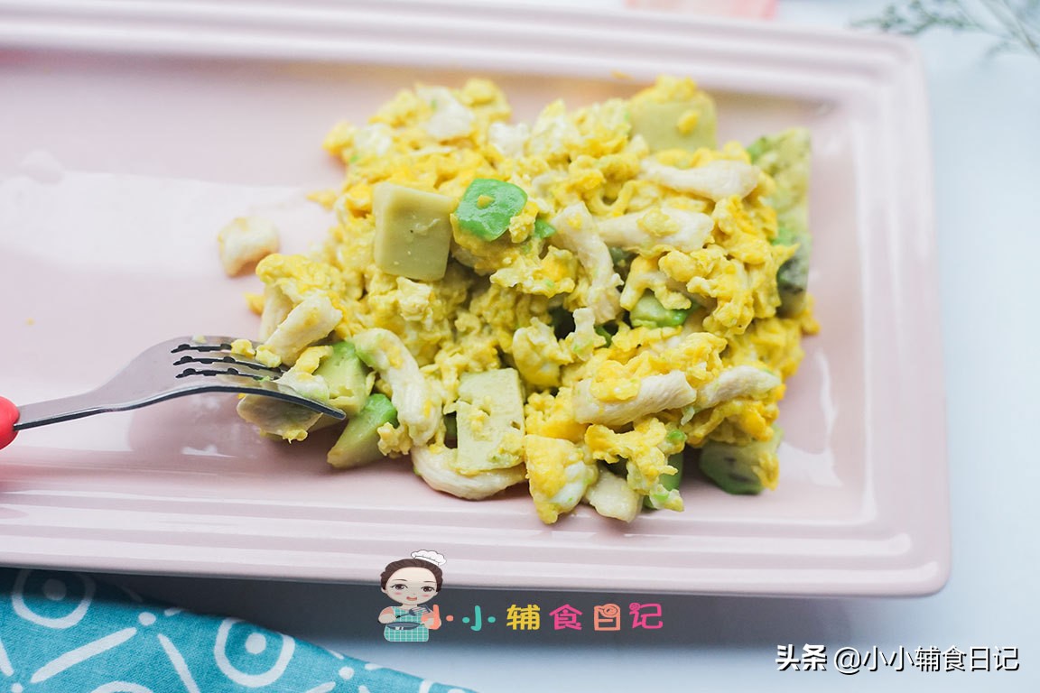 牛油果很硬很生可以直接吃吗,牛油果熟了果肉是硬的还是软的