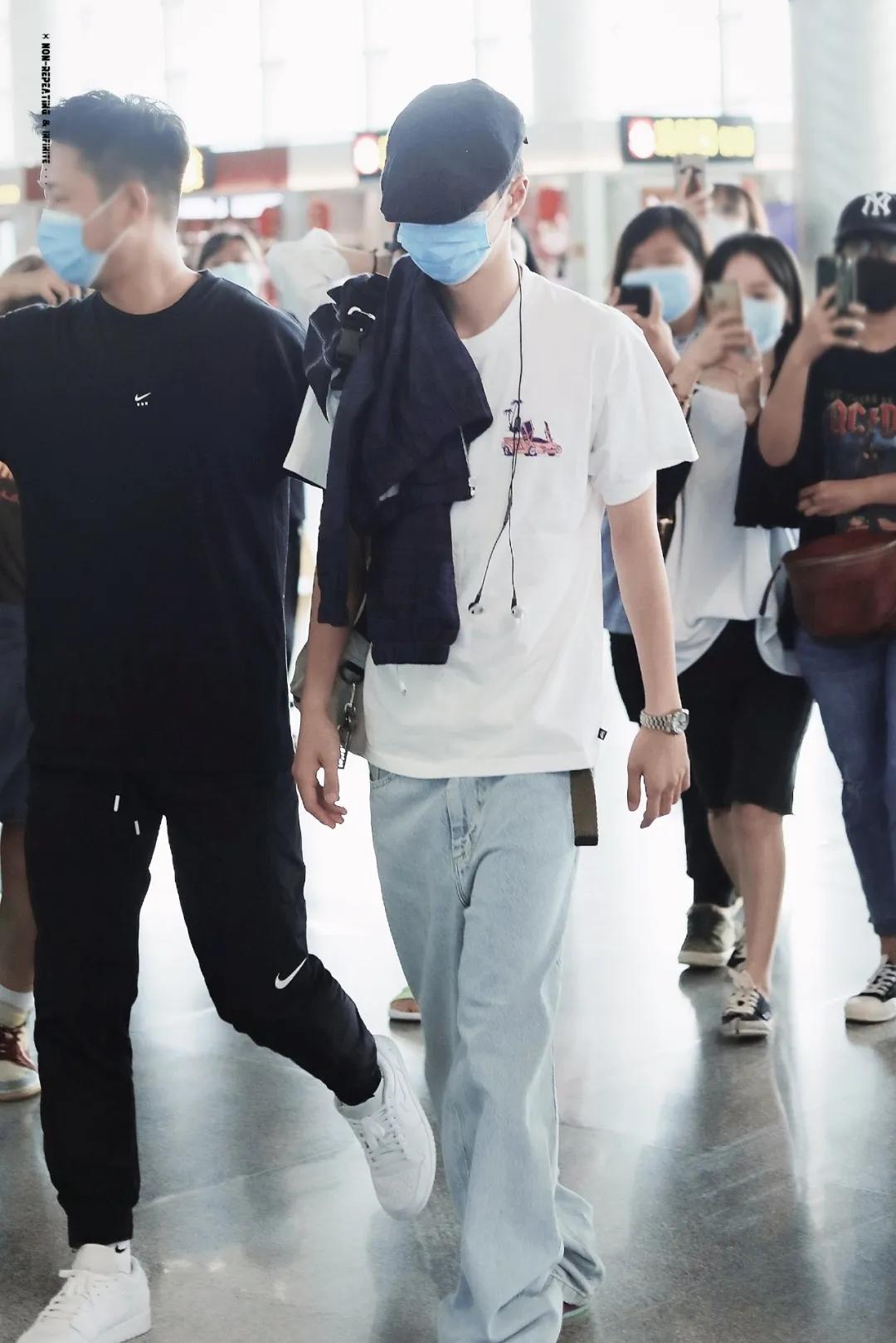 allwhite质感穿搭,allwhite穿搭小个子西装