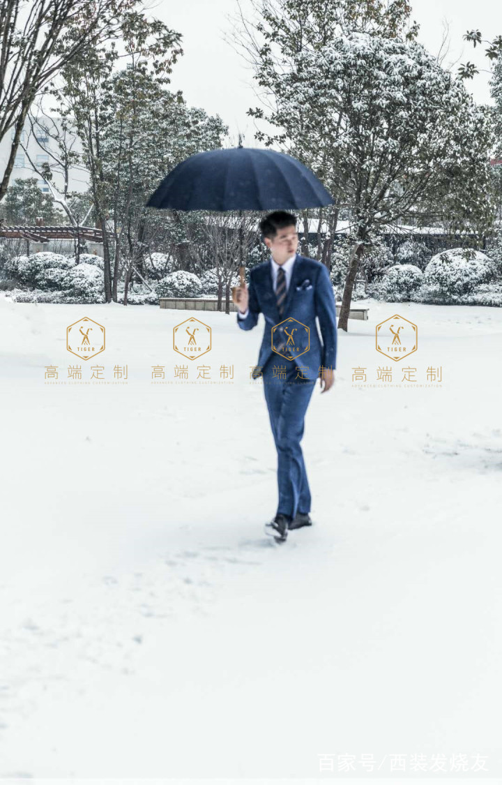 如何辨别西装面料的档次,怎么辨别西装高定