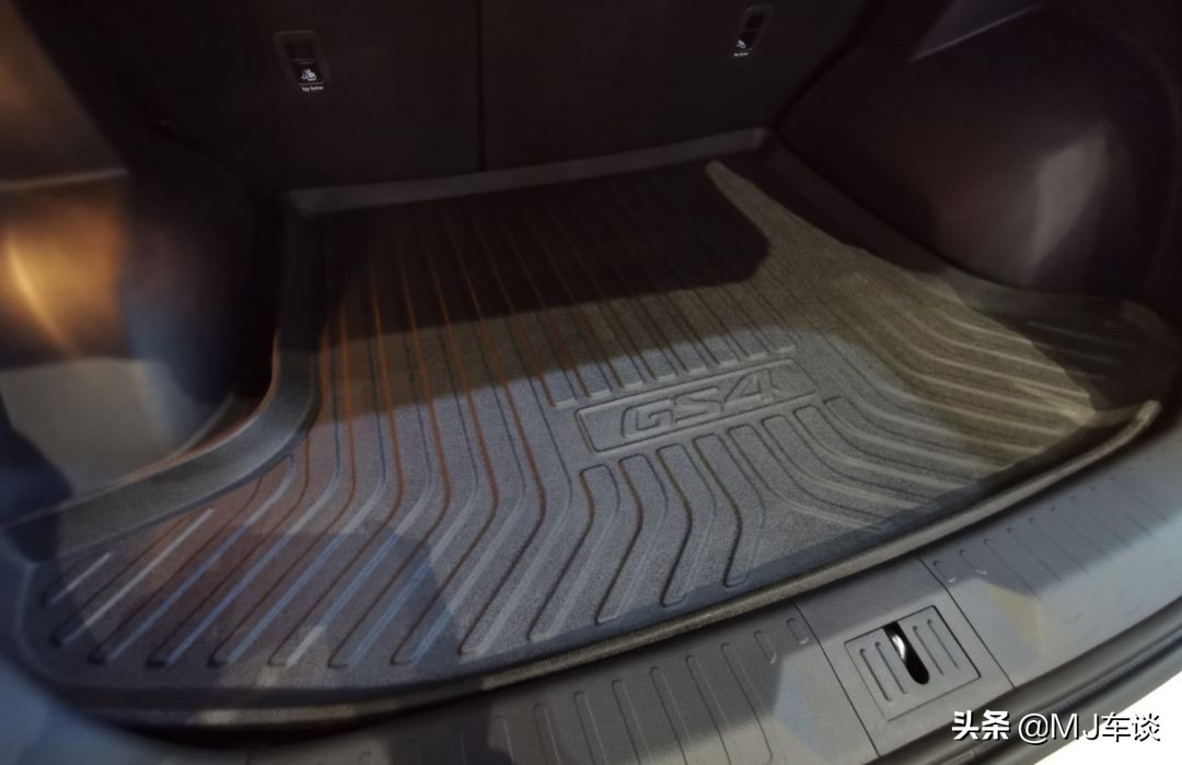 2019款广汽传祺gs4试驾,传祺gs4plus1.5t试驾视频