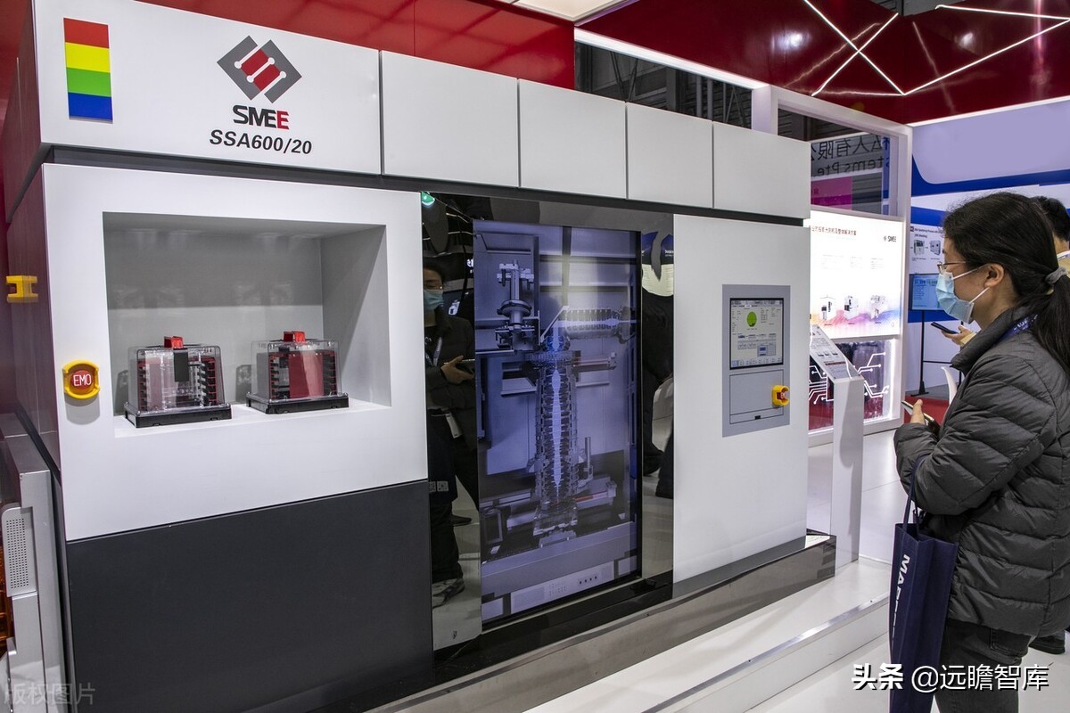 光刻胶:流动的黄金,形成全球群雄争霸格局,国内技术代差仍存在