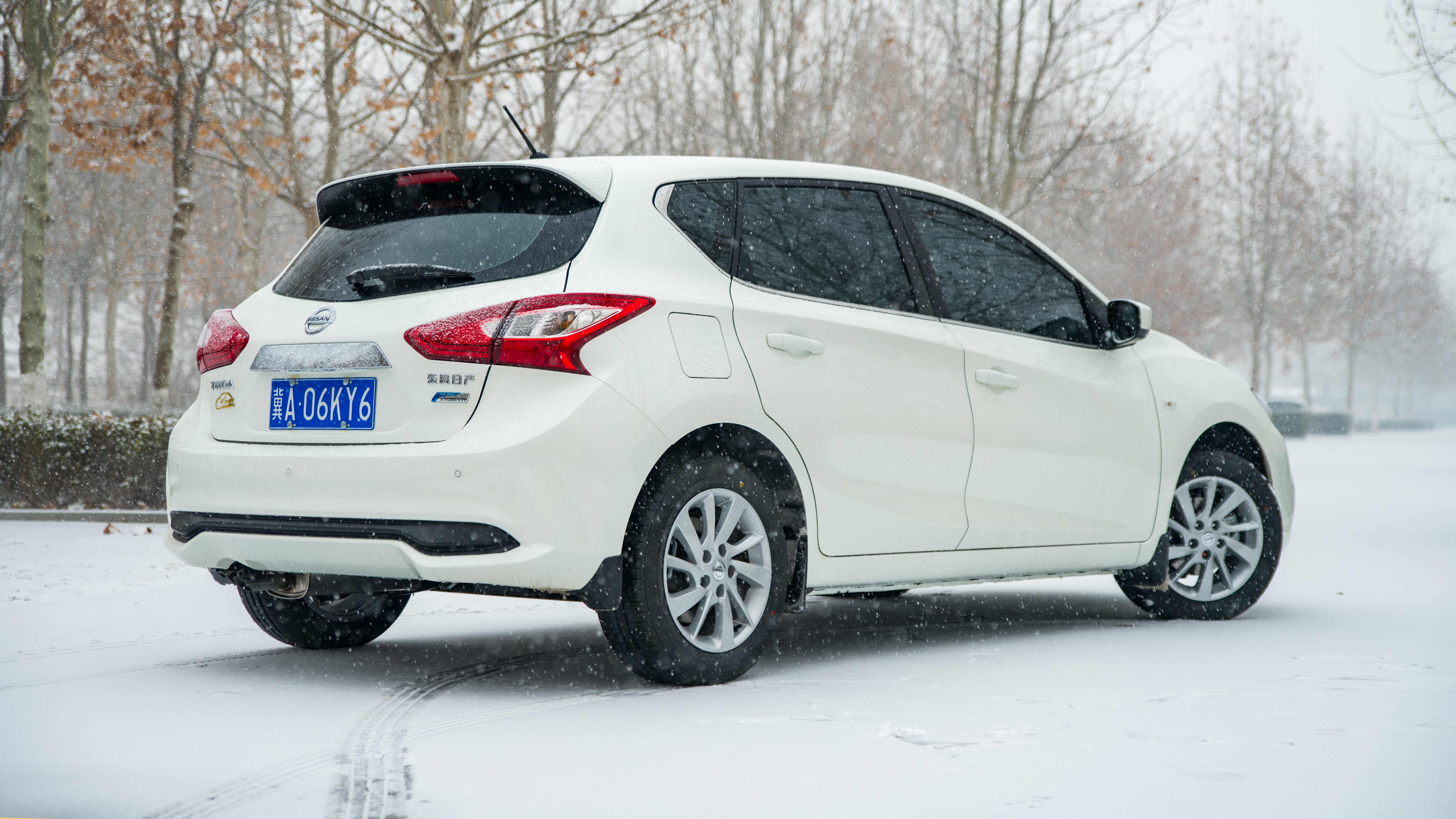 骐达拍的行车风景,骐达下雪天