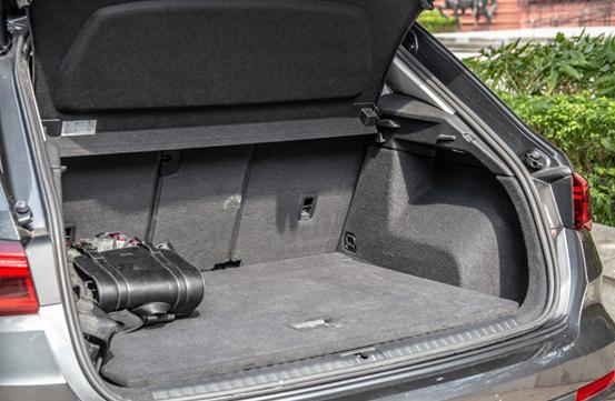 2022奥迪q345tfsiquattro,奥迪q3全时四驱与q5适时四驱