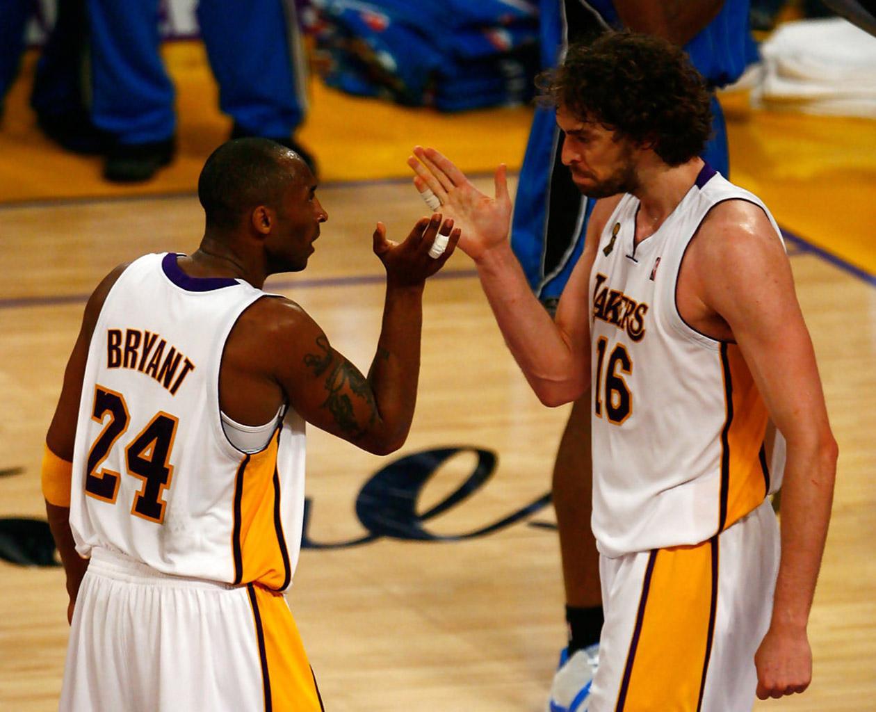 NBA历史十款最好看的球衣：魔术如夜空璀璨，湖人尽显豪门气息