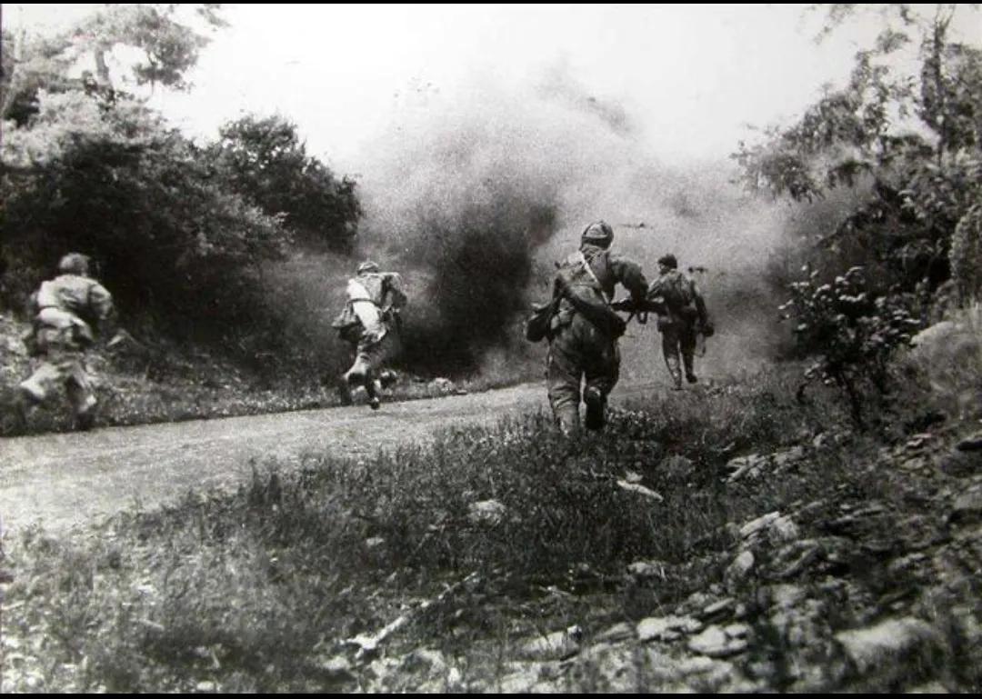 抗美援朝十大志愿军英雄名单,抗美援朝中志愿军十二位孤胆英雄