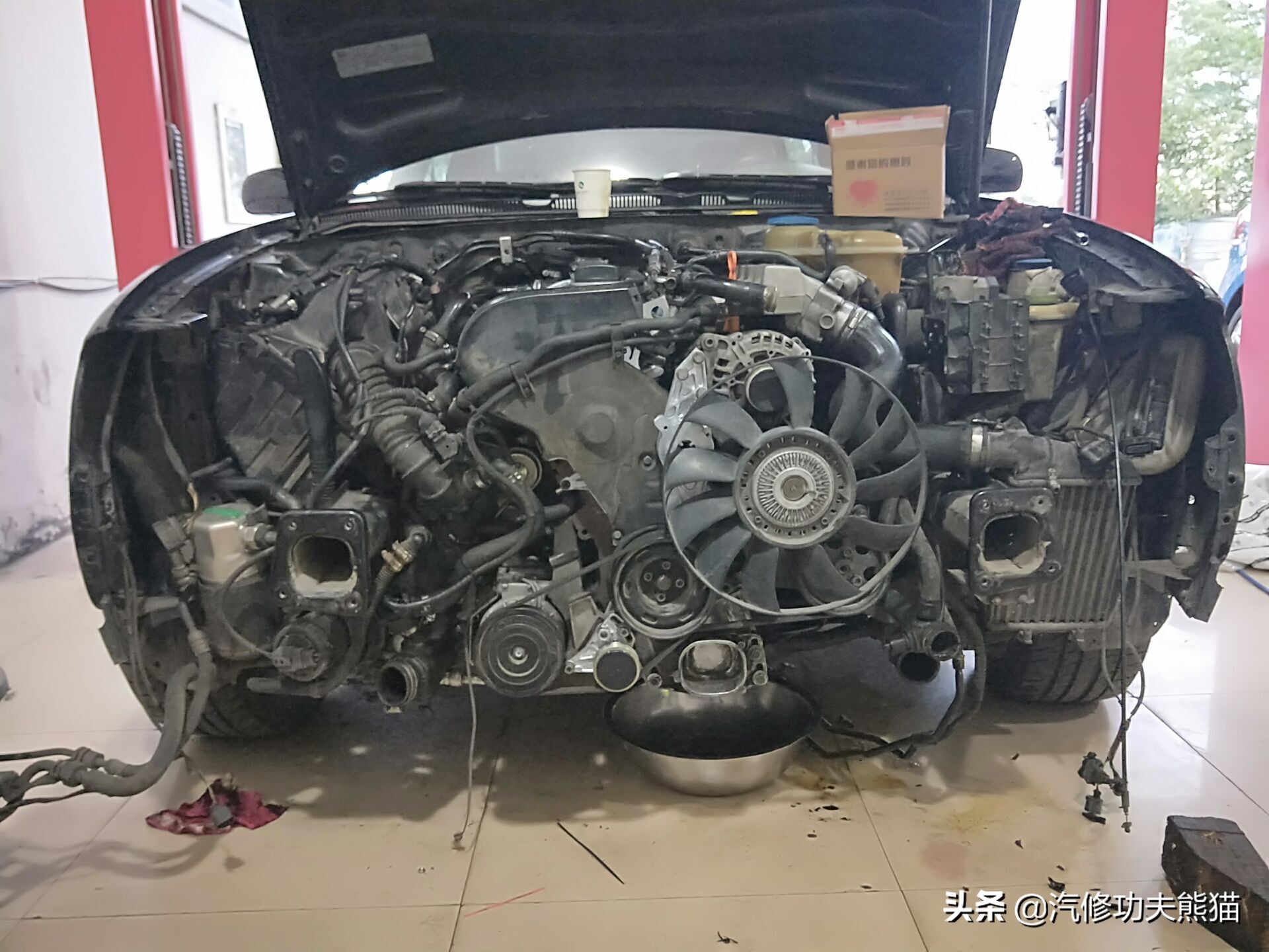 奥迪a61.8发动机大修费用,老款奥迪a6六缸发动机大修全过程