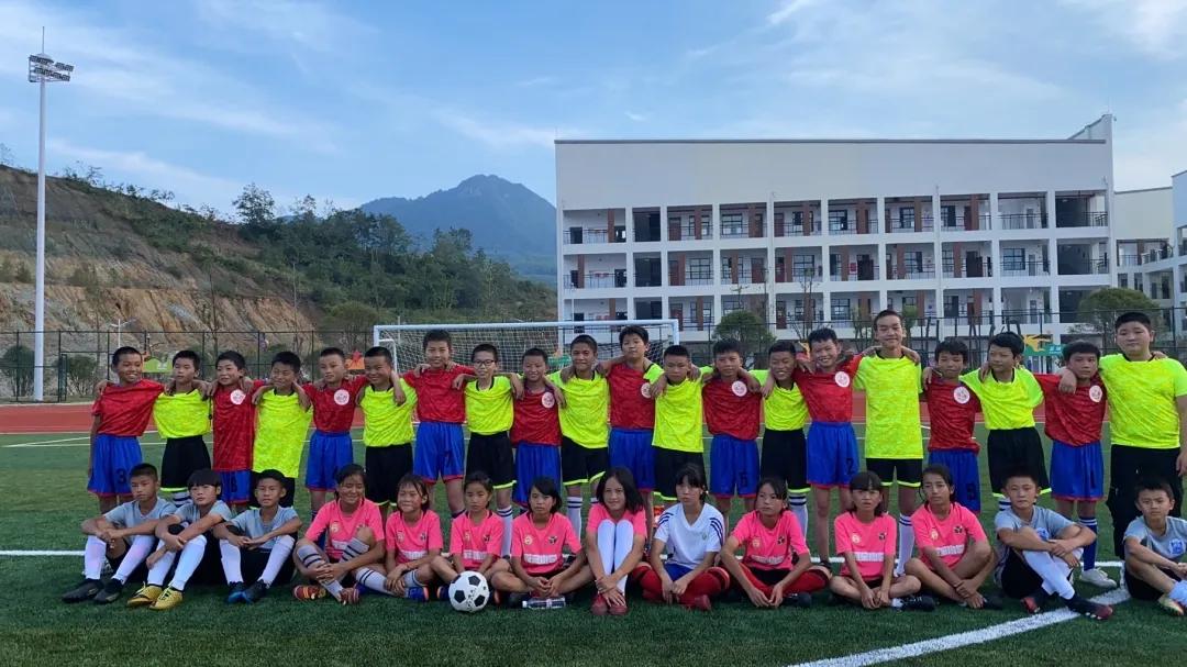 脱贫梦想,脱贫攻坚小康路