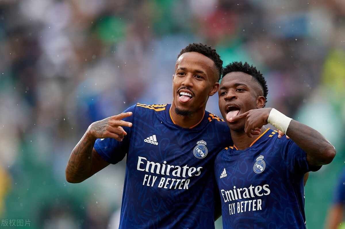 足坛十大速度最慢的球员,天下武功唯快不破真正的高手