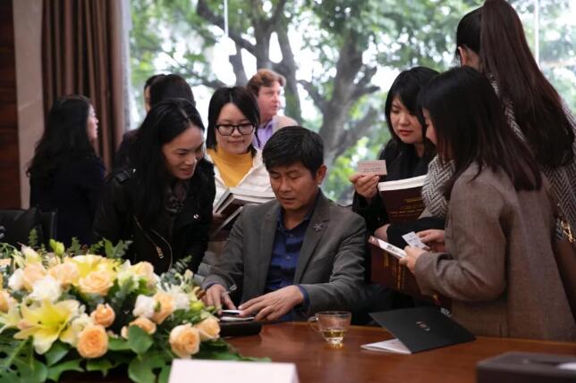 新年家居行业第一核炸:楷模集团发布代理美国最顶级六大家居品牌