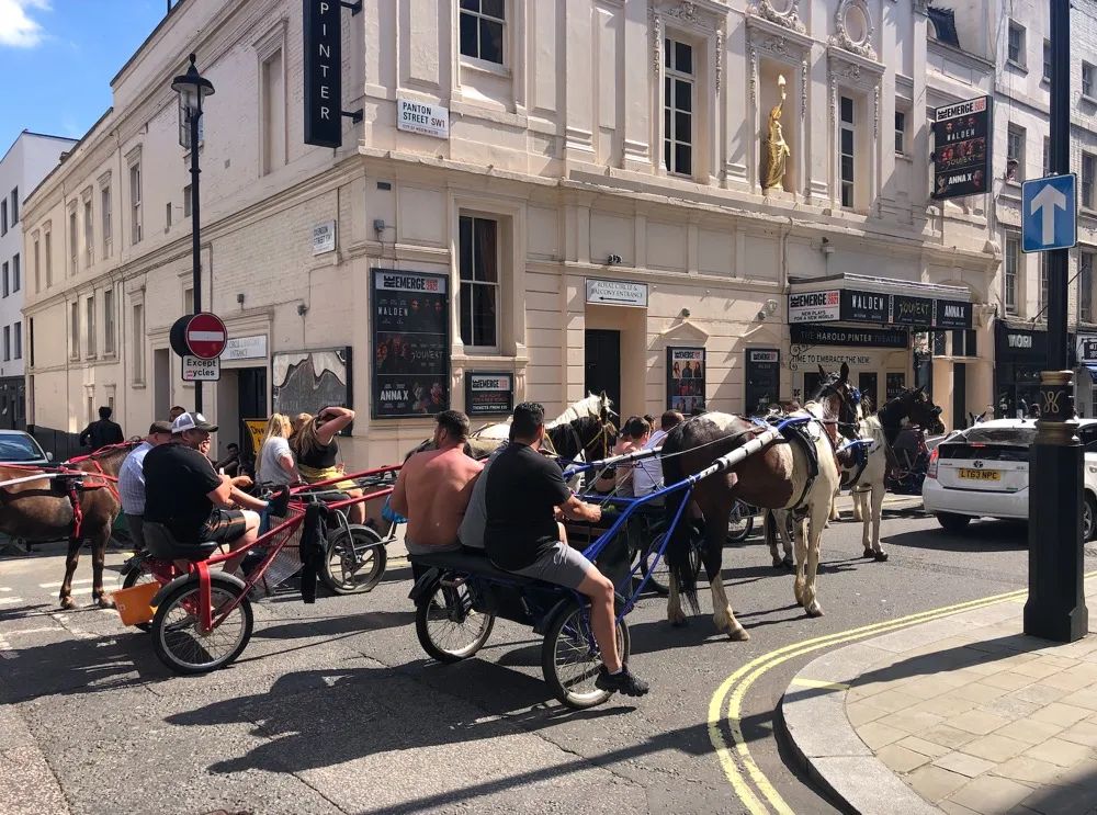 在英国开车自驾游,英国自驾游20000够吗