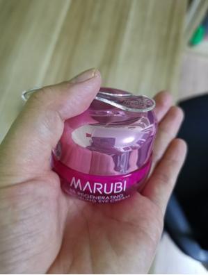 比较好用且补水不油腻的眼霜,眼霜推荐去细纹黑眼圈补水保湿