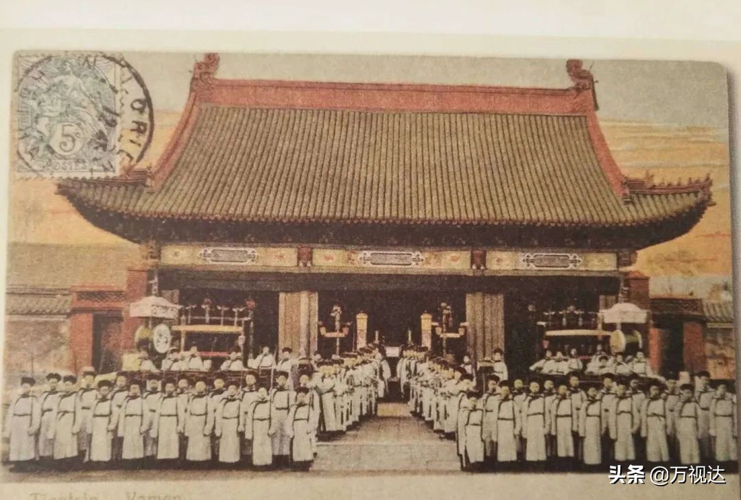 天津的老人们常说“北门富、东门贵、南门贫、西门贱”，这是为嘛？