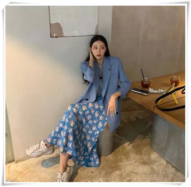 西装碎花裙怎么穿好看,碎花裙西装这才是春天该有的姿态