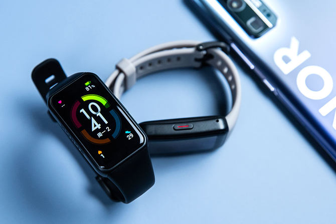 华为手环6和荣耀手环6和小米手环6,荣耀手环6详细评测