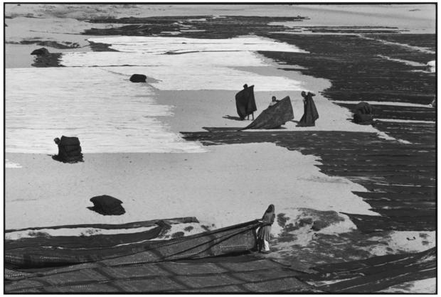 布列松摄影艺术书,布列松经典摄影作品解读