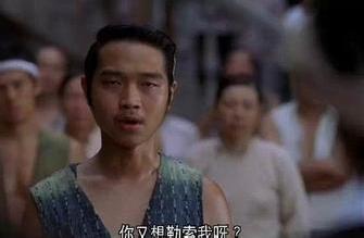 他卖丑成名，拍戏从未让周星驰喊NG，今股沟男发福变呆萌大叔
