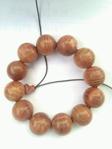 文玩木头手串种类及图片,木质手串文玩香气排行榜