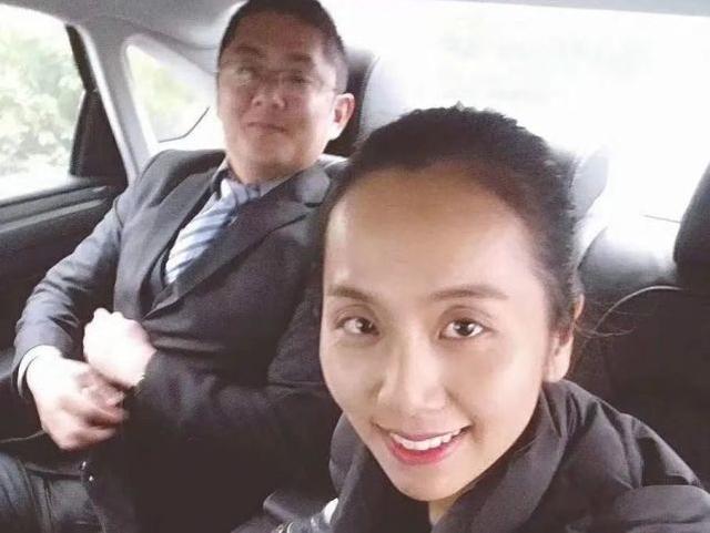 不离不弃照顾煤气中毒植物人,相恋八年男朋友变成植物人