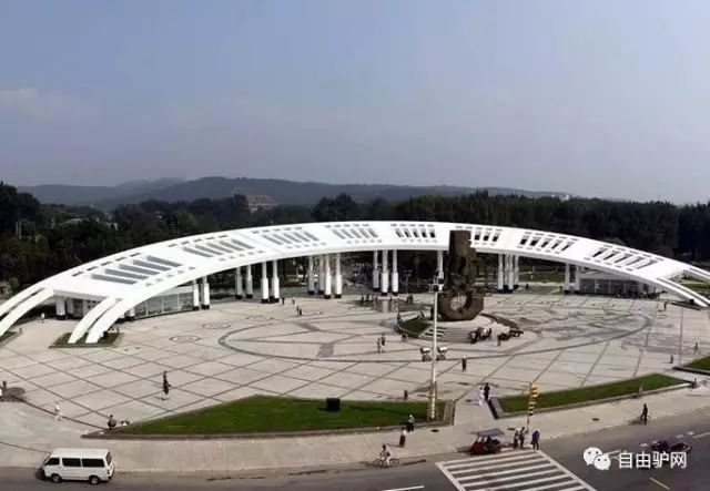 辽宁省鞍山市钢都介绍,鞍山市共和国钢都