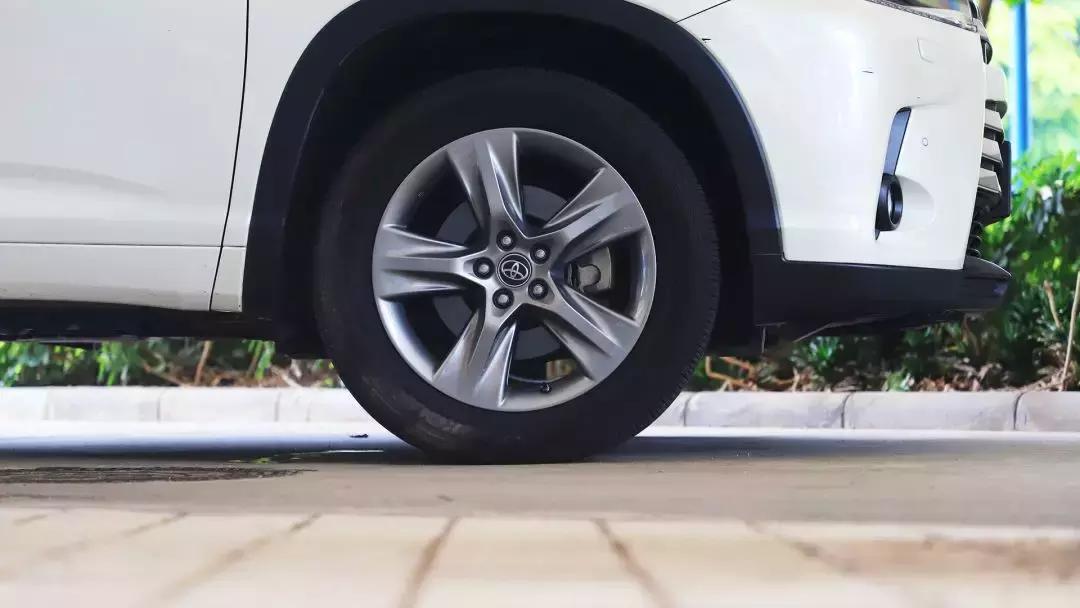 台风生存指南,台风天气的驾驶技巧