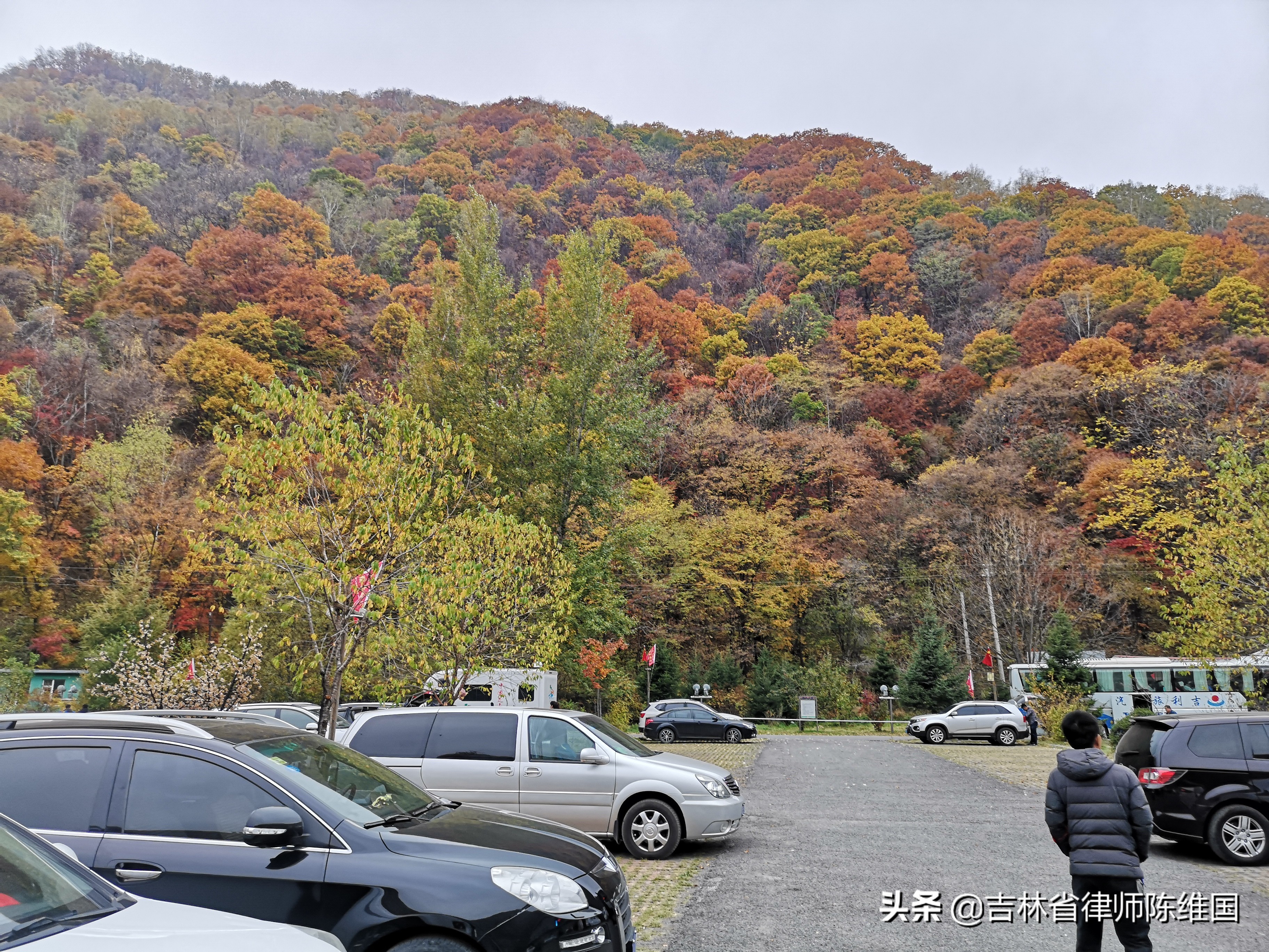 奇石碧水望天鹅－国庆游记之三
