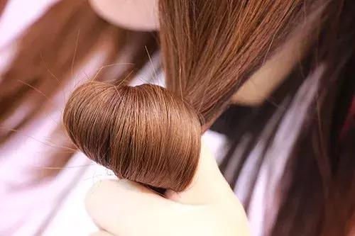 胶原蛋白对女人的功效,紧致皮肤胶原蛋白适合这4类女性