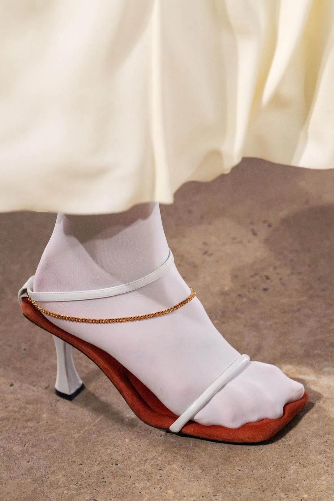 春夏必备单鞋这3双百搭不出错,秋季单鞋不用买有这几双就够了