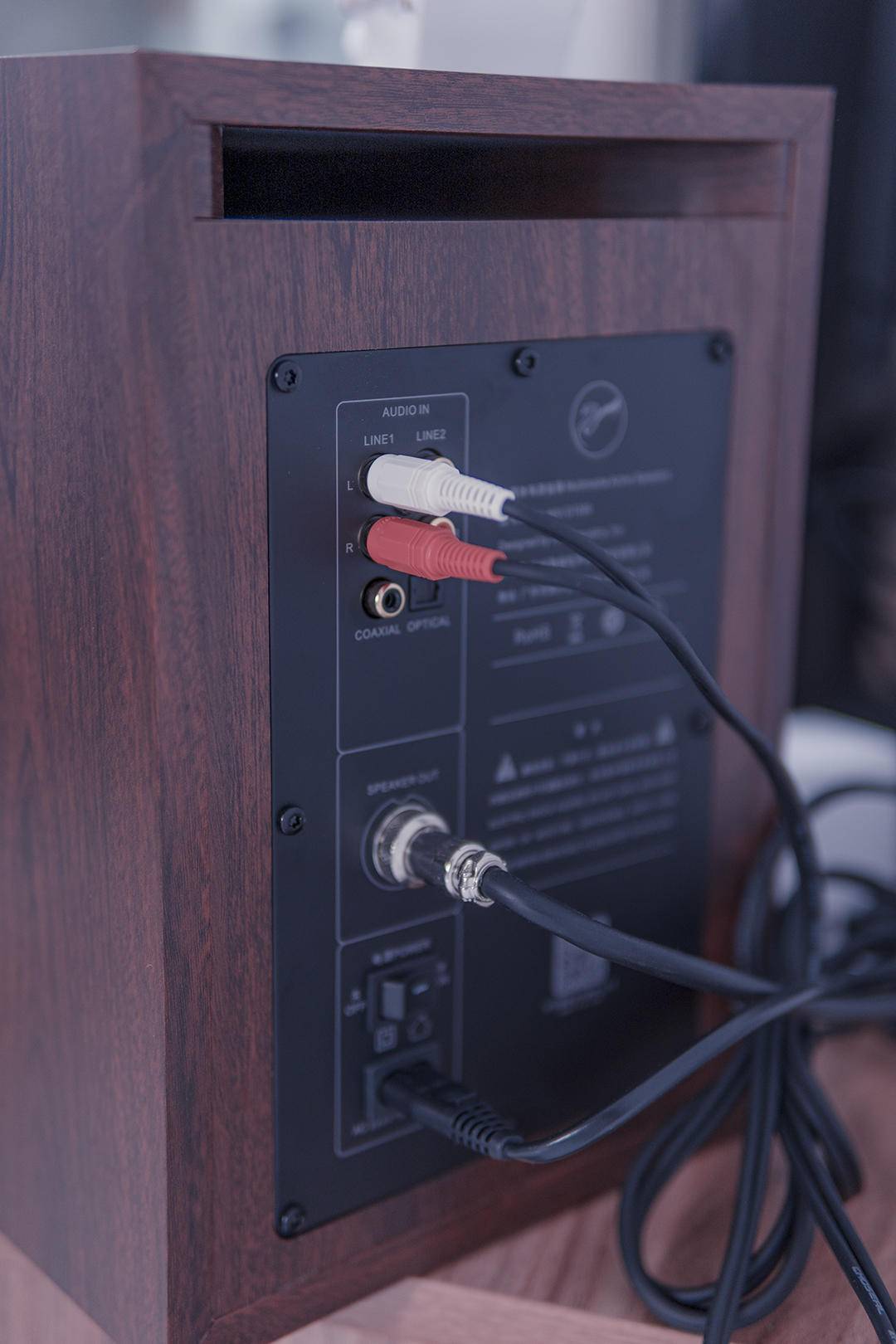 惠威d1090有源音箱对比评测,惠威d1090低音单元拆解图