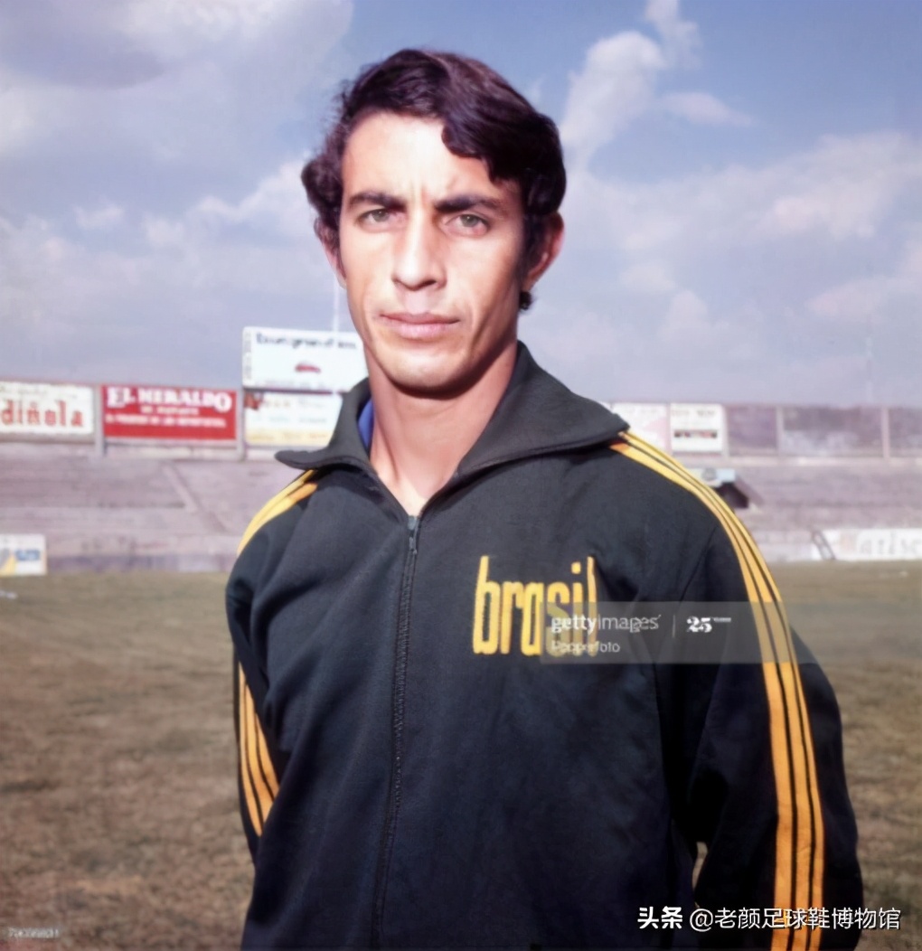 日本人从巴西挖来过气品牌,包装成时尚足球潮牌成功杀入中国市场