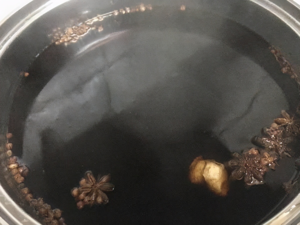 卤肉店卤猪蹄怎么入味,三十年卤猪头猪蹄配方