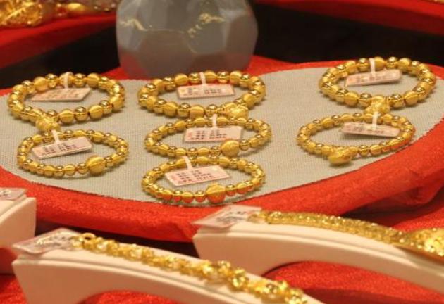 千足金跟万足金的回收价一样吗,千足金和万足金哪个值得购买