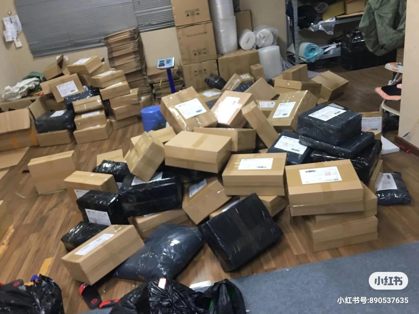 跨境电商国内快递怎么发国外 (跨境电商发国外快递多久能到)