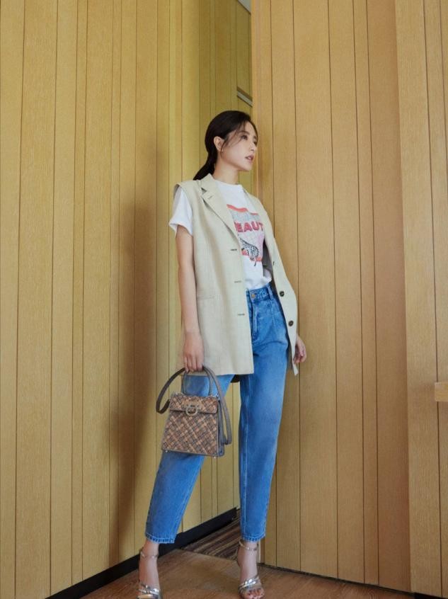 曾黎影视剧旗袍,曾黎旗袍打台球