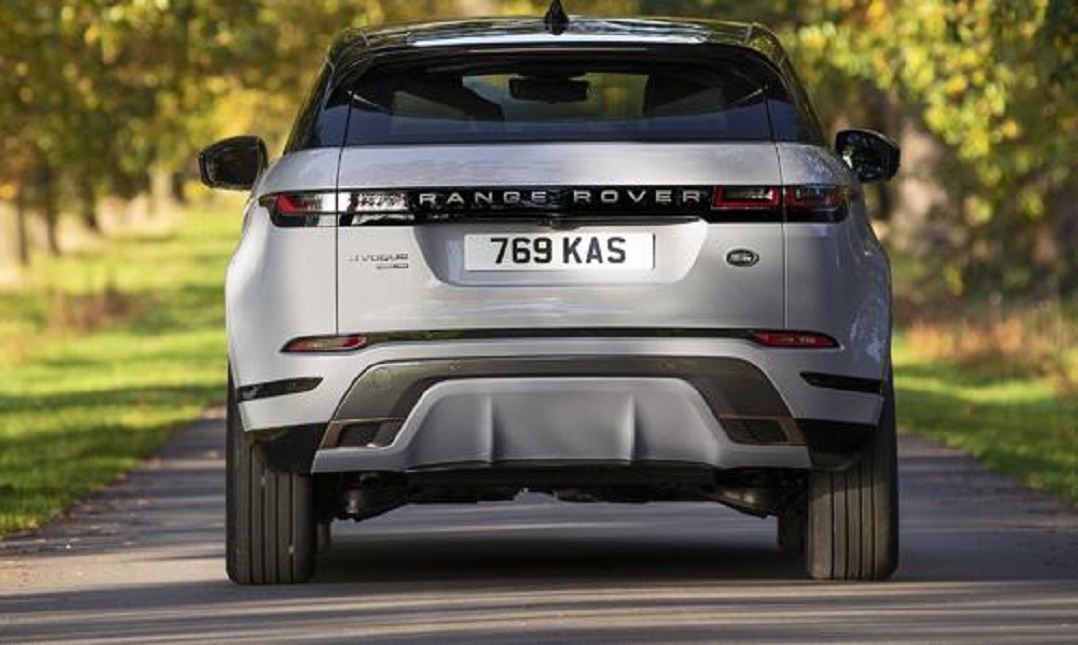 青睐极光颜值超高,畏惧极光空间不足?换个动力总成,变香了吗?