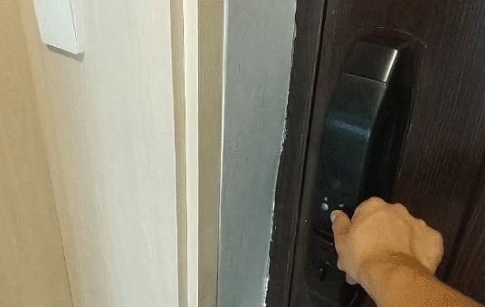智能锁德施曼自己开门,德施曼锁自动开门